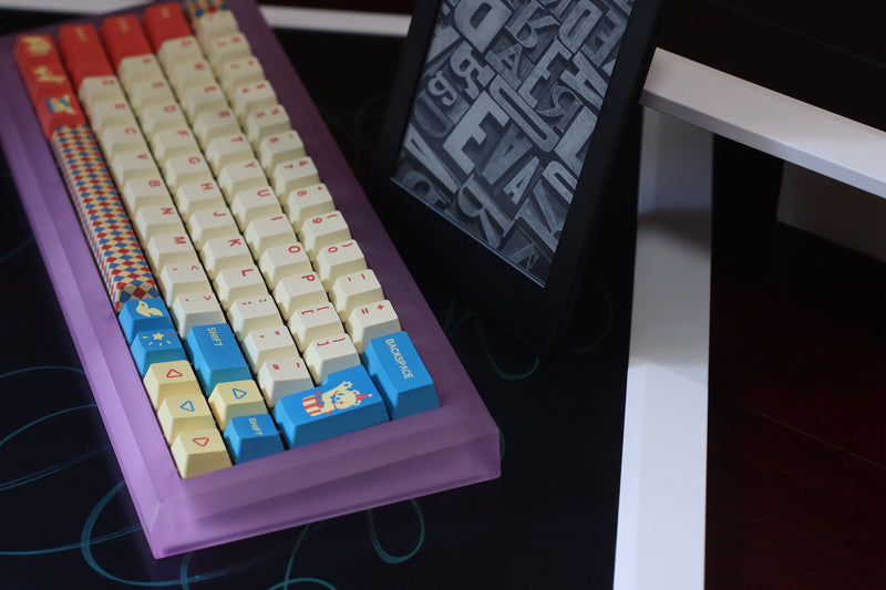 MOMOKA Carnival Keycaps