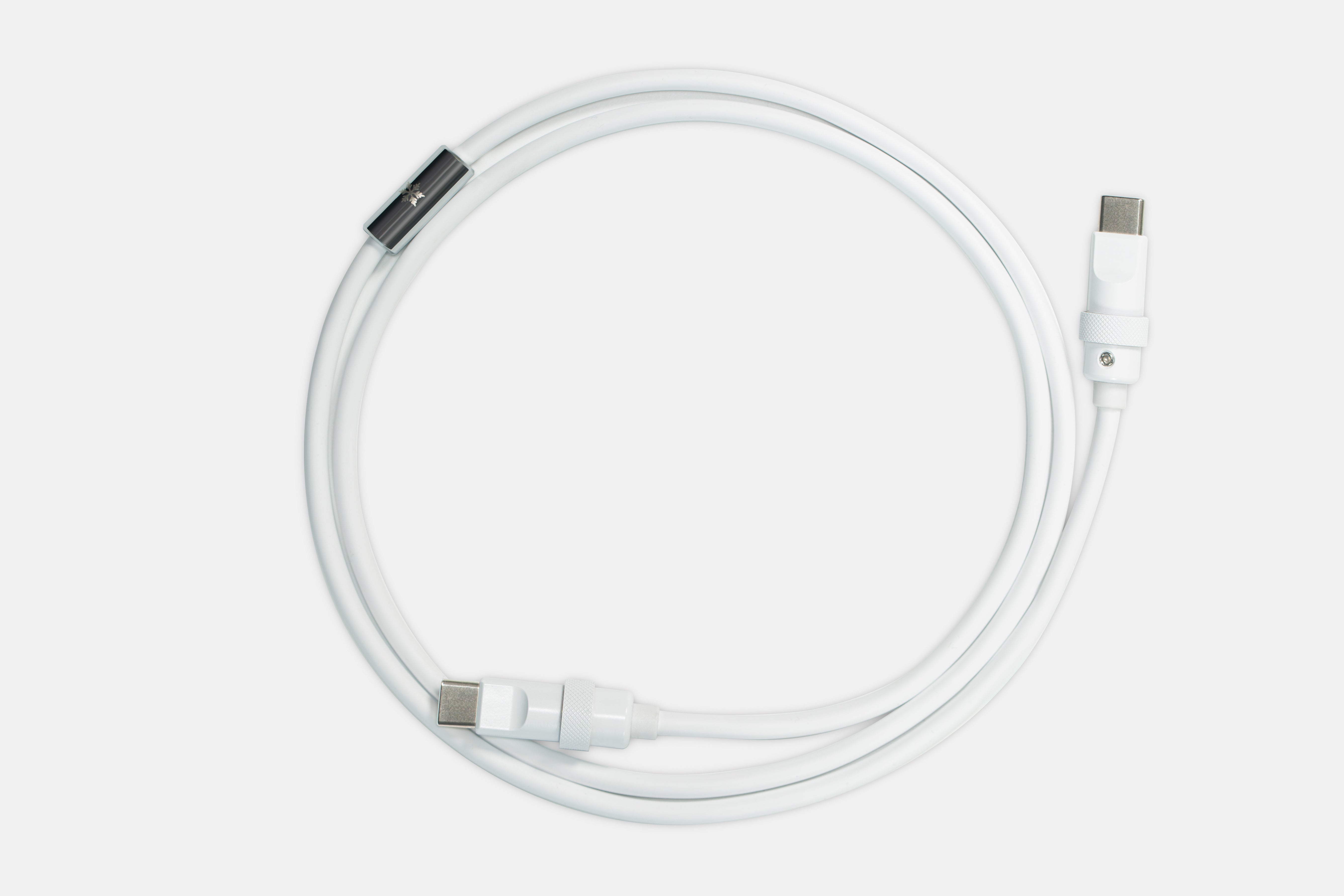 MOMOKA Snow Fast Charging Cable