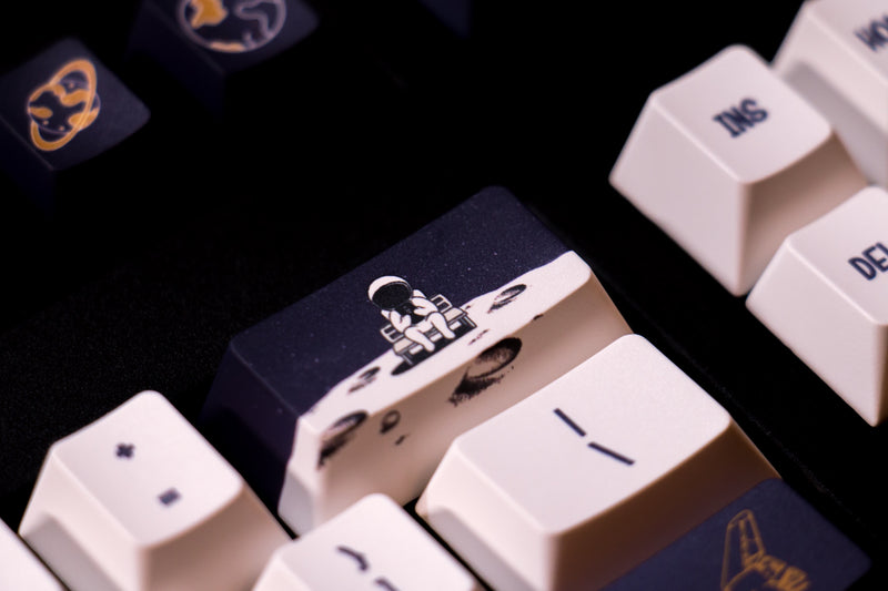 SoulCat To the Universe Cherry Profile PBT Keycaps